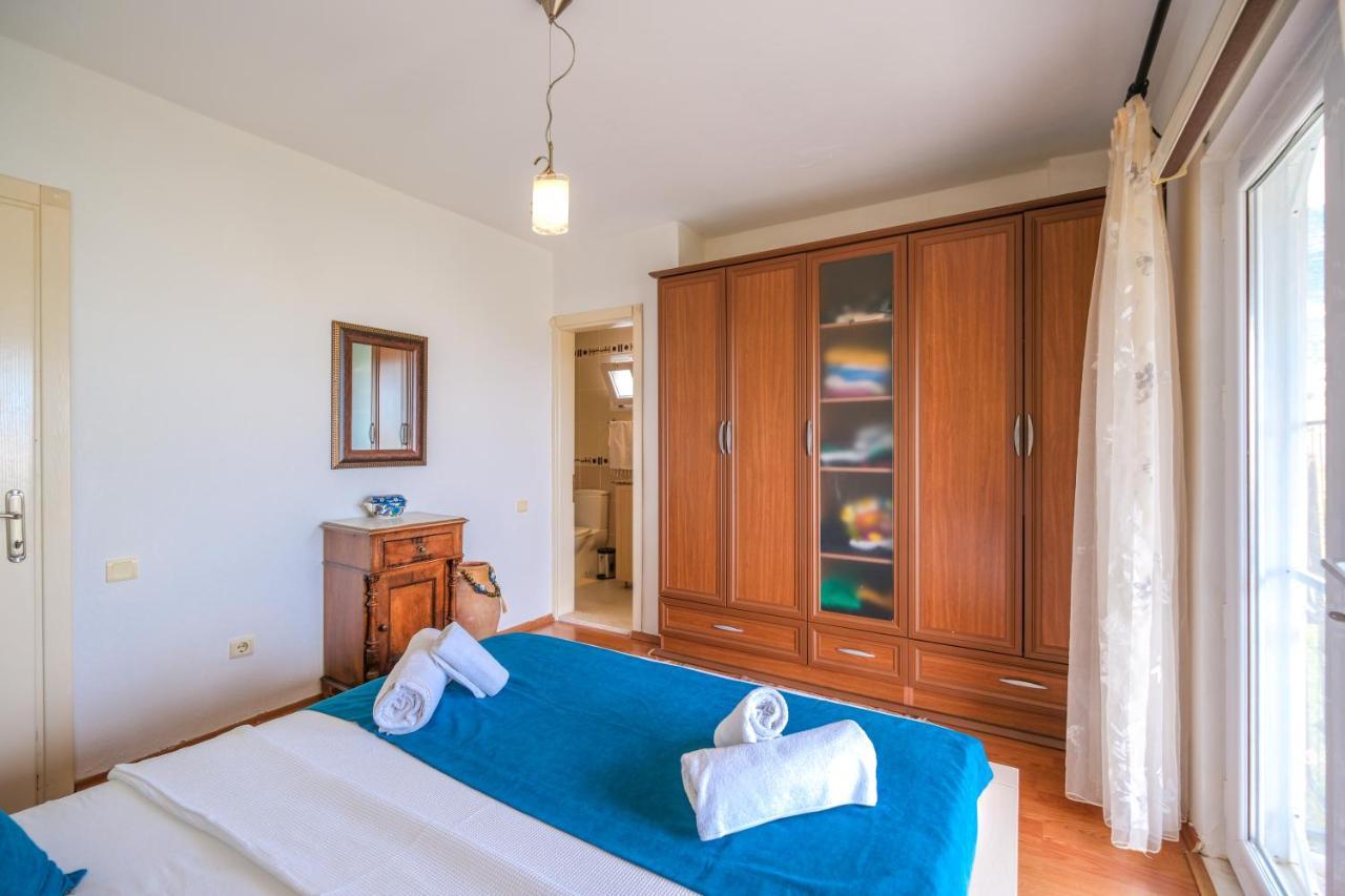 Yigit Apart Kalkan Luaran gambar